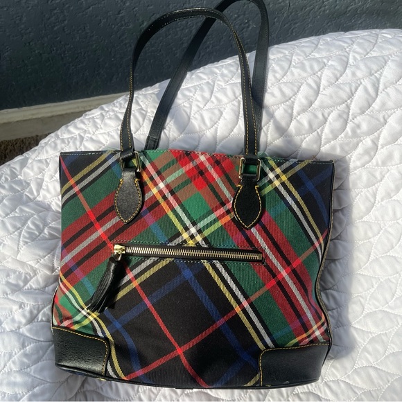 Dooney & Bourke Tartan Plaid Richmond Shopper Bag Tote Black Red Green 2 Handle - Picture 14 of 14
